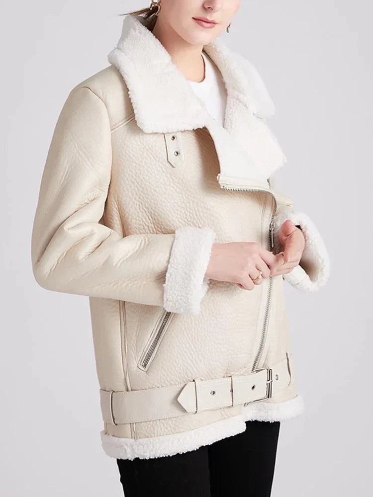Mune | Modern and Comfortable Winter Coat