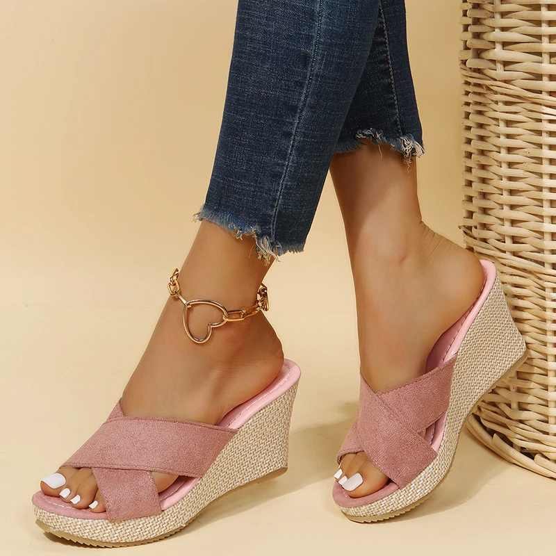 Orthopedic women's sandals