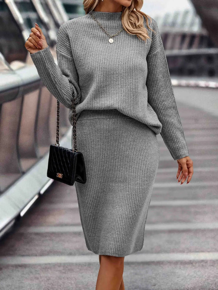 Mune | Set with 2 pieces consisting of a sweater and a skirt