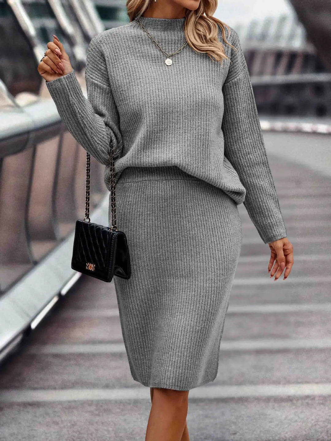 Mune | 2-Piece Set Of Sweater and Skirt