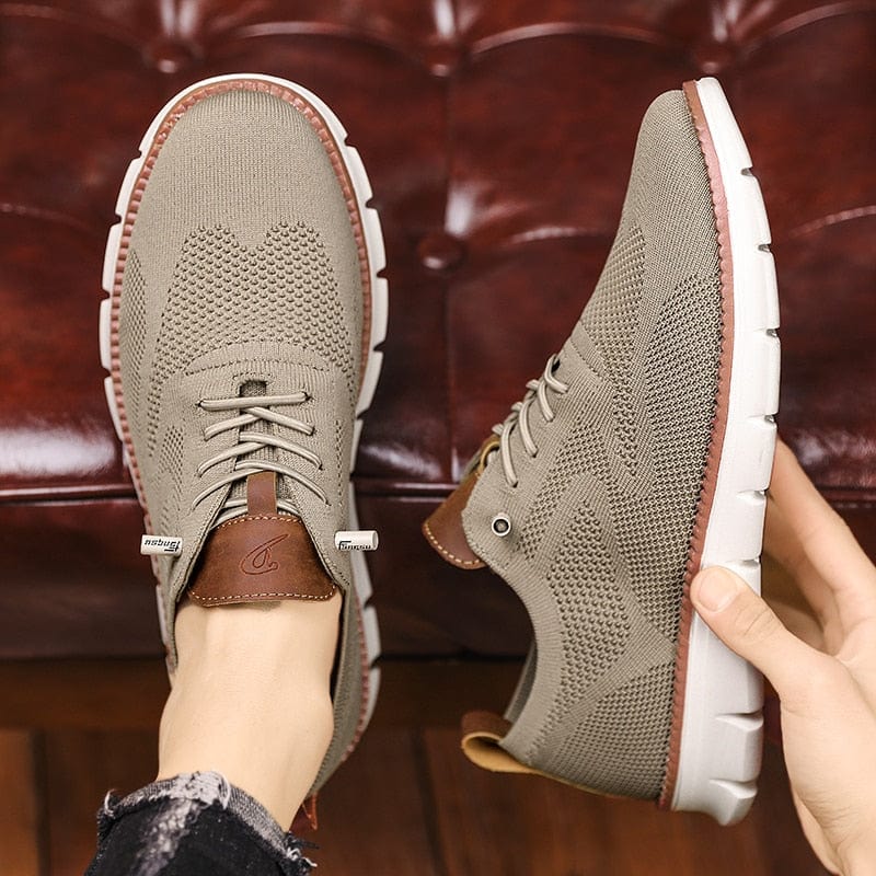 Orthopedic leisure shoes for men