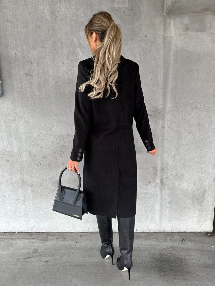 Mune | Luxury Wool Coat