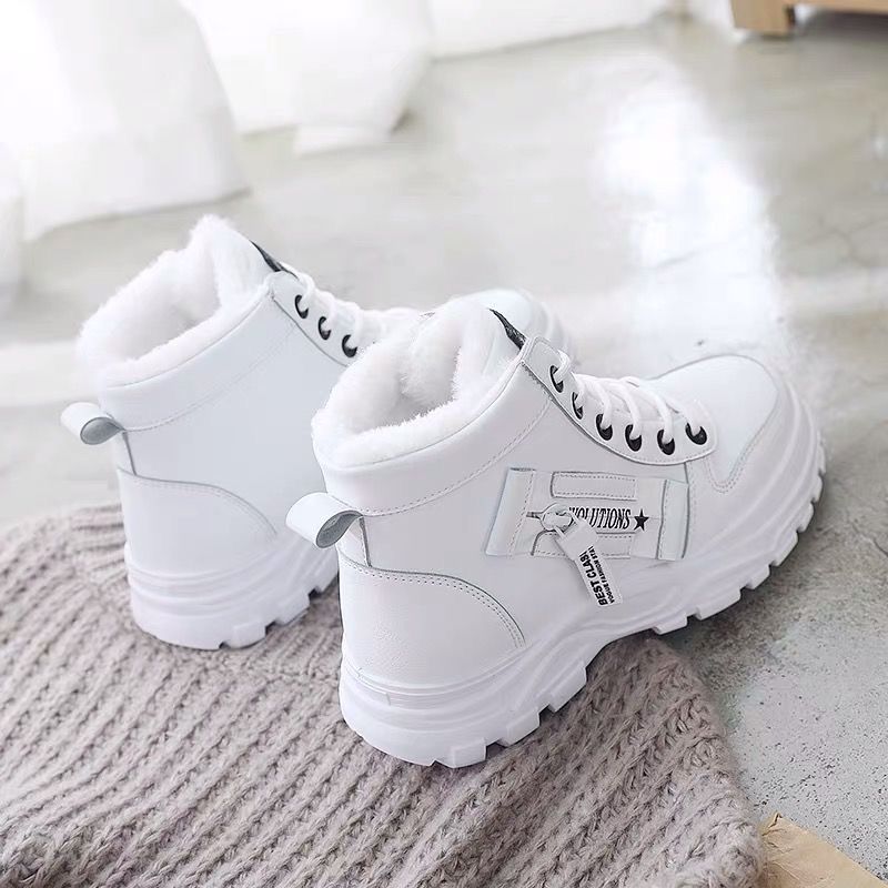 Mune | Snow Boots with Platform Sole