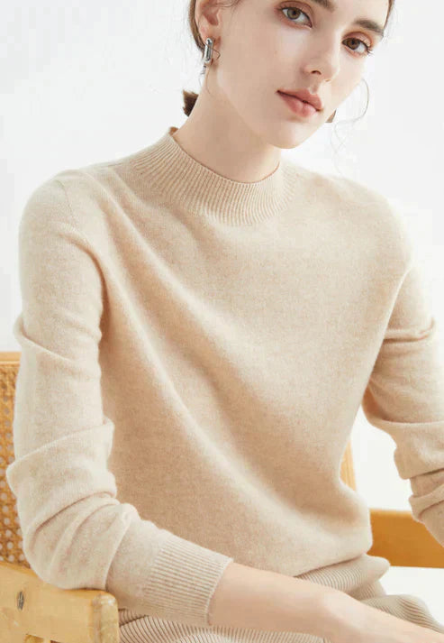 Mune | Sweater for Women - Timeless Elegance in Feather-Light Softness