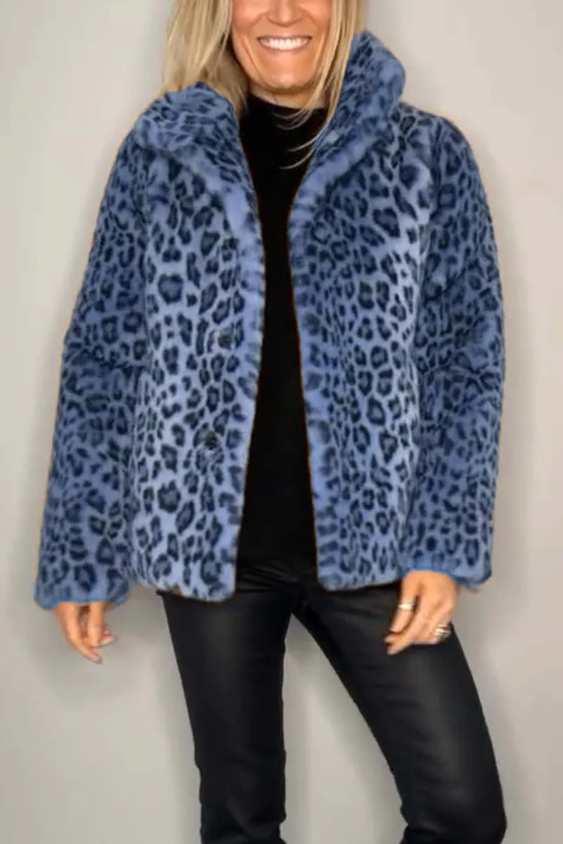 Mune | Classic Ladies Winter Coat with Leopard Print