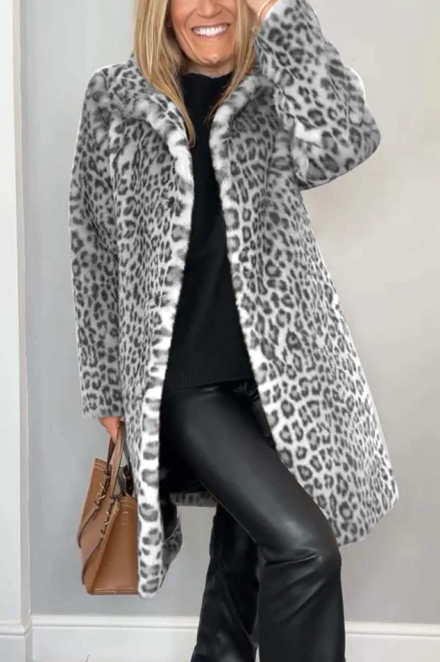 Mune | Classic Ladies Winter Coat with Leopard Print