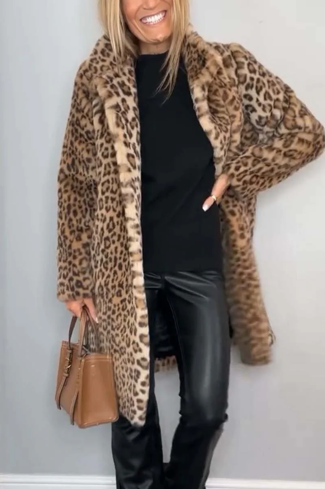 Mune | Classic Ladies Winter Coat with Leopard Print