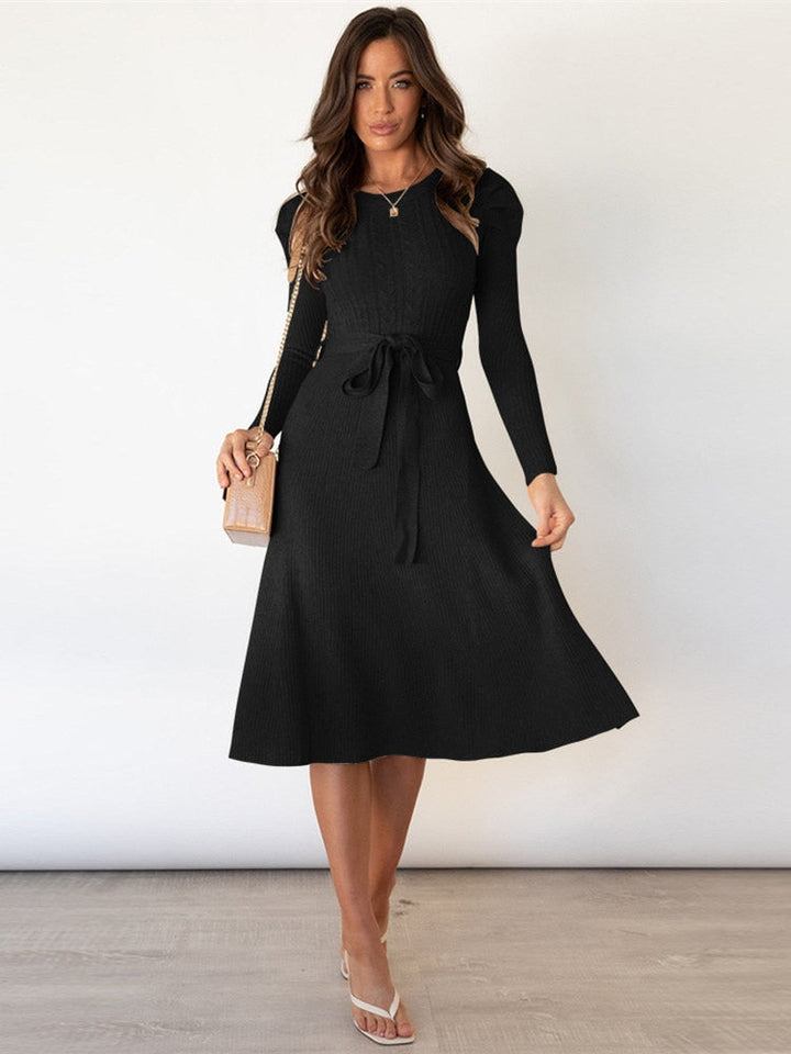 Mune | Knitted Midi Dress with Round Neckline