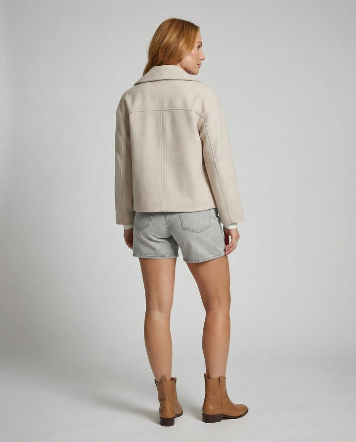 Short double-breasted women's jacket