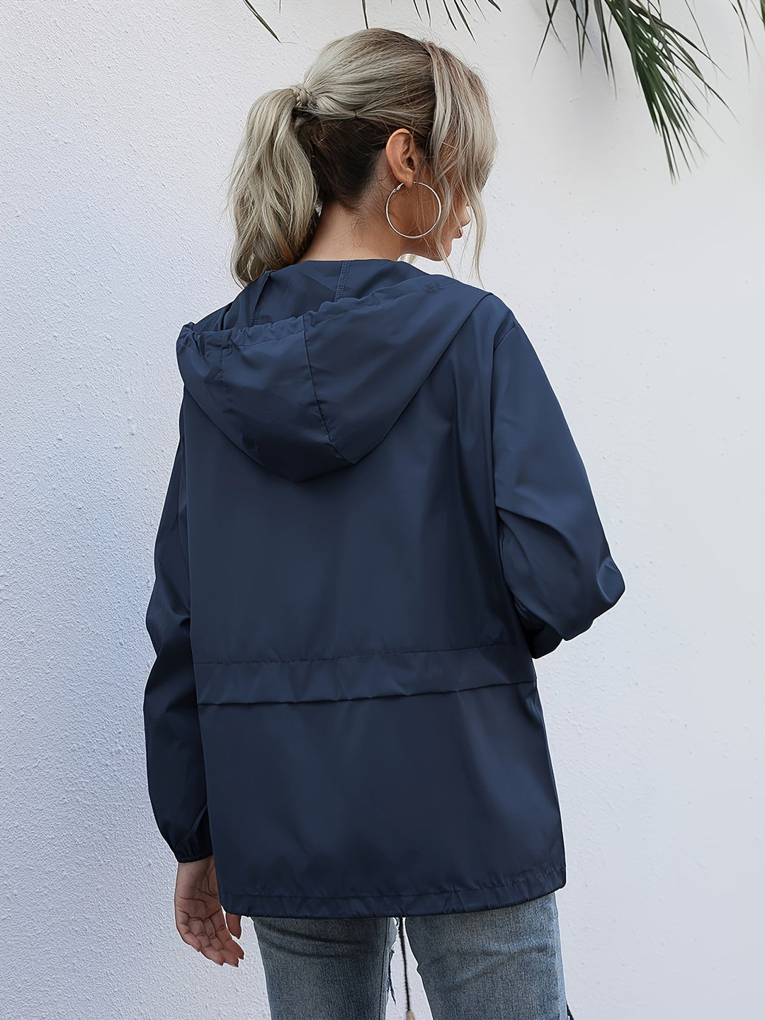 Mune | Hooded Windbreaker - Stylish, versatile & weatherproof