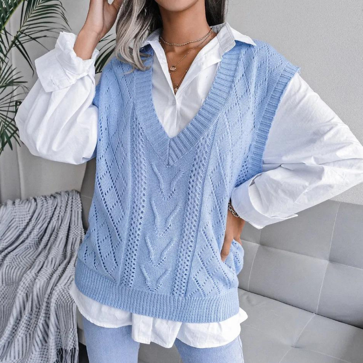 Mune | Women's cardigan with V-neck and cable pattern