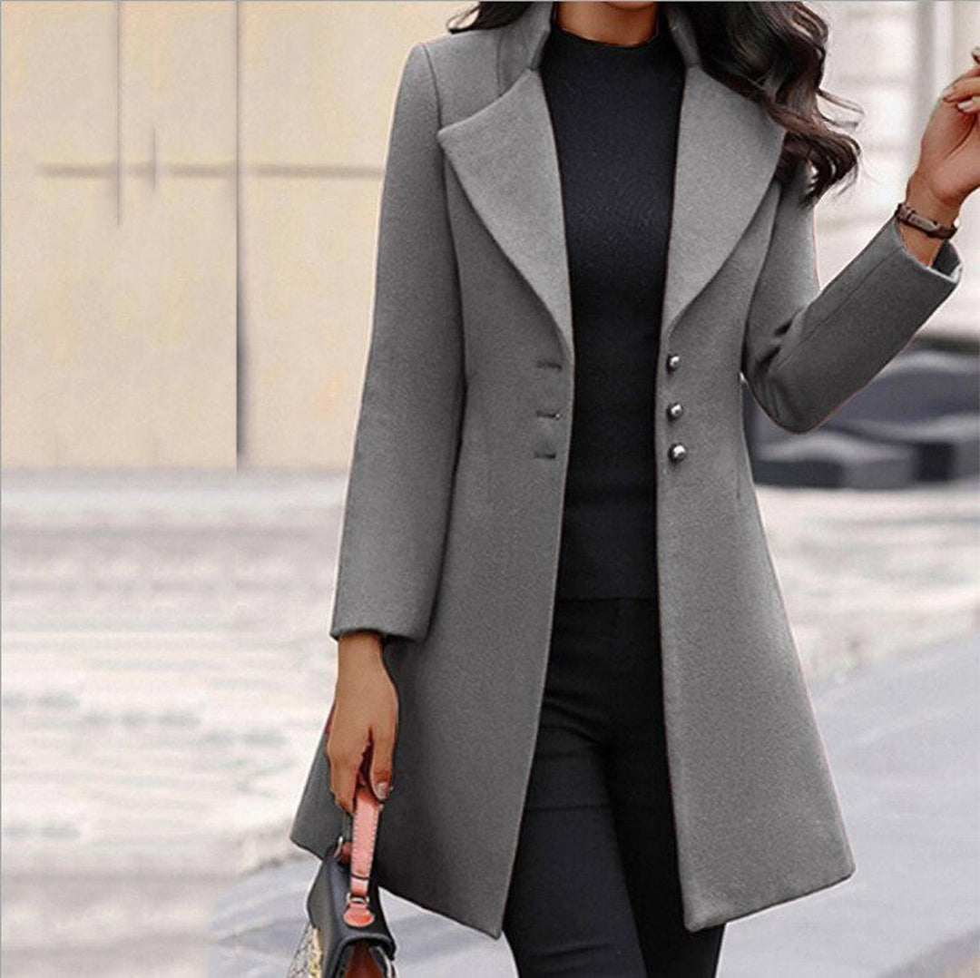 Mune | Stylish Women's Winter Coat with Folded Collar