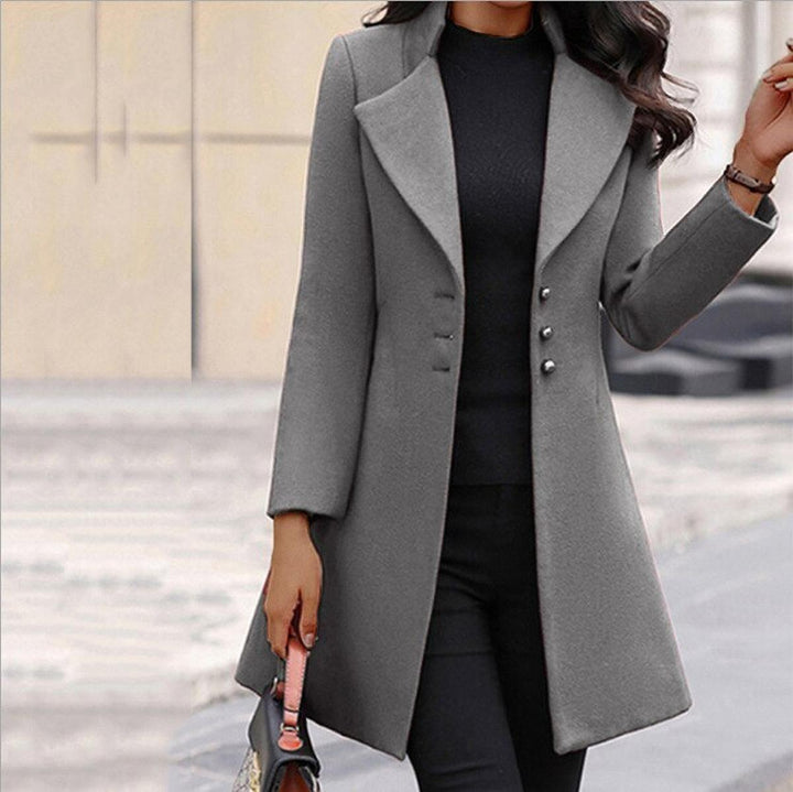 Mune | Stylish Women's Winter Coat with Folded Collar