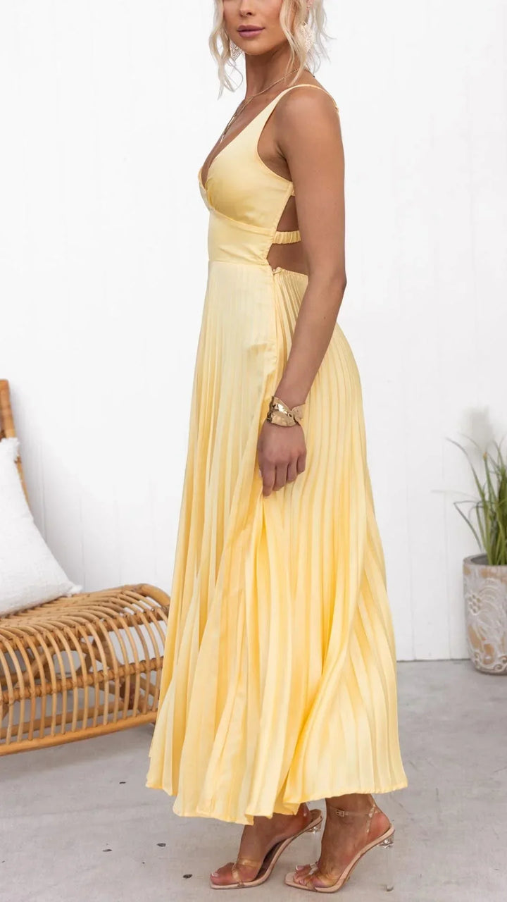 Mune | Elegant Yellow Pleated V-Neck Maxi Dress