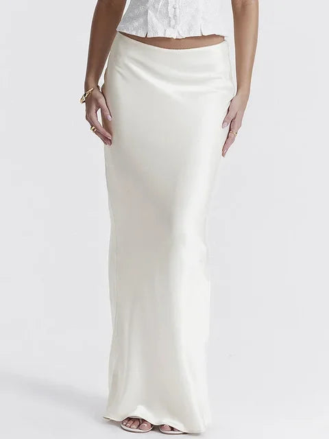 Elegant Maxi Skirt made of Satin