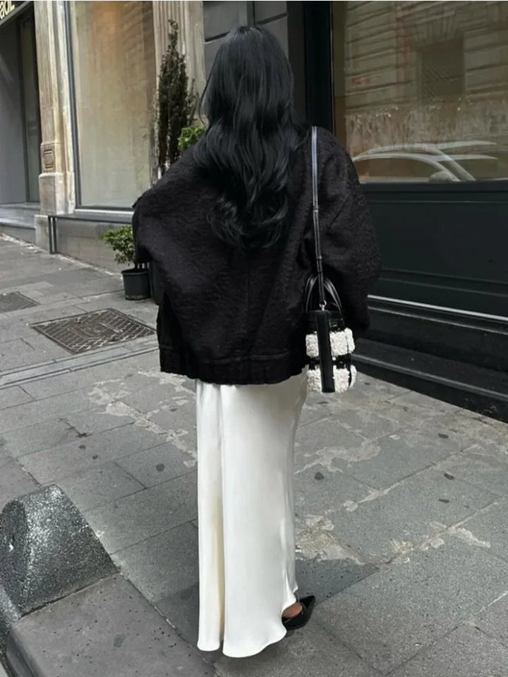 Elegant Maxi Skirt made of Satin