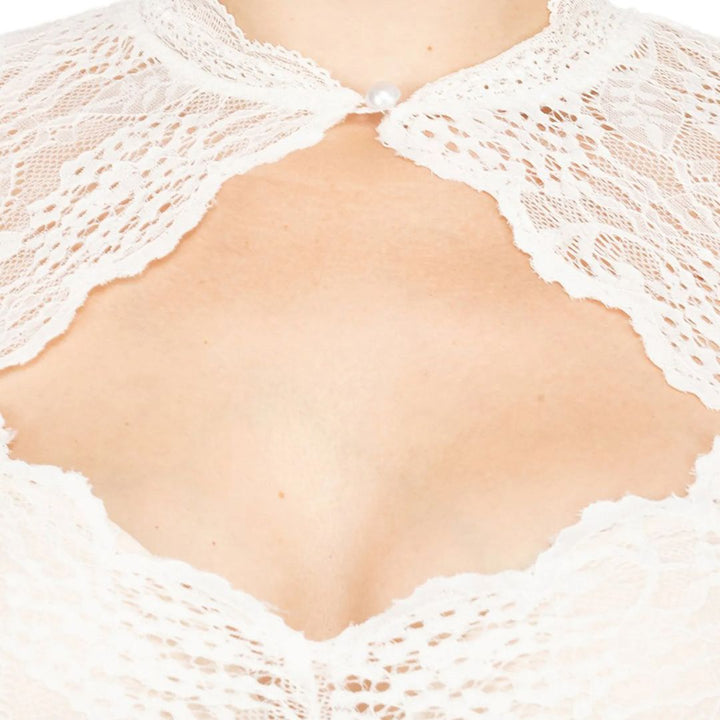 Mune Fashion | Dirndl blouse with lace pattern and seductive neckline for Oktoberfest
