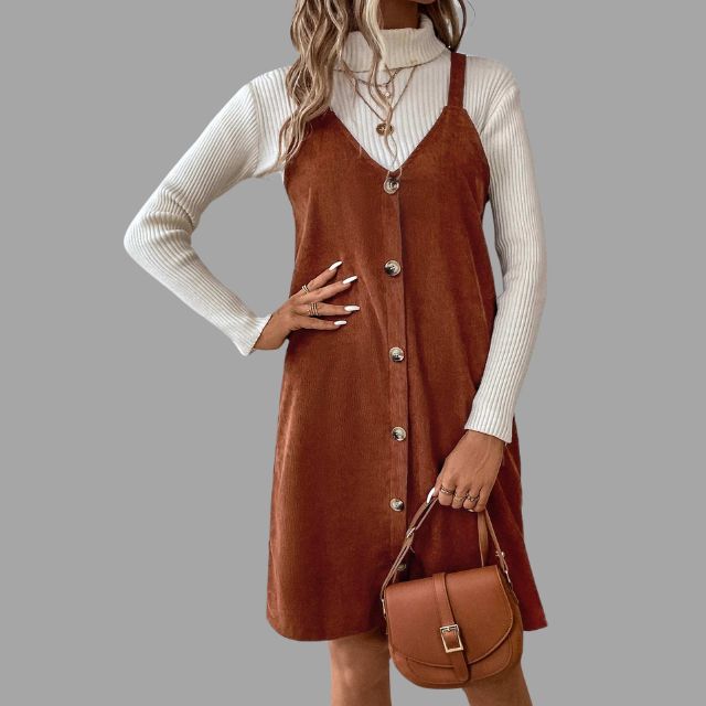 Mune | Cord dress with straps, V neck and button details