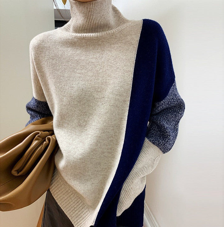 Mune | Turtleneck in a Contrasting Color