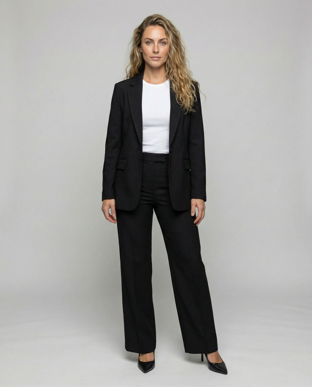 Elegant women's two-piece
