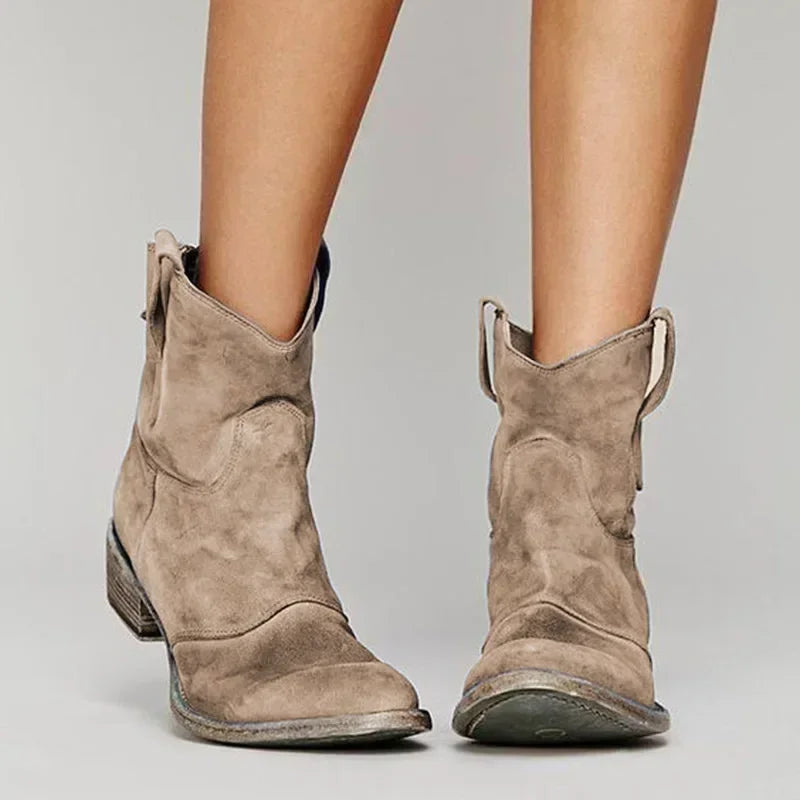 Mune Fashion | Cowboy Ankle Boot in Vintage Style