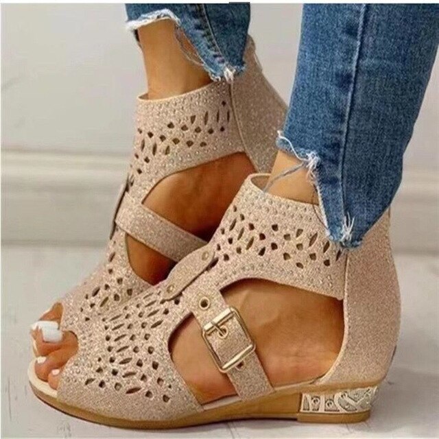 Mune Fashion - Orthopedic sandals with low heel