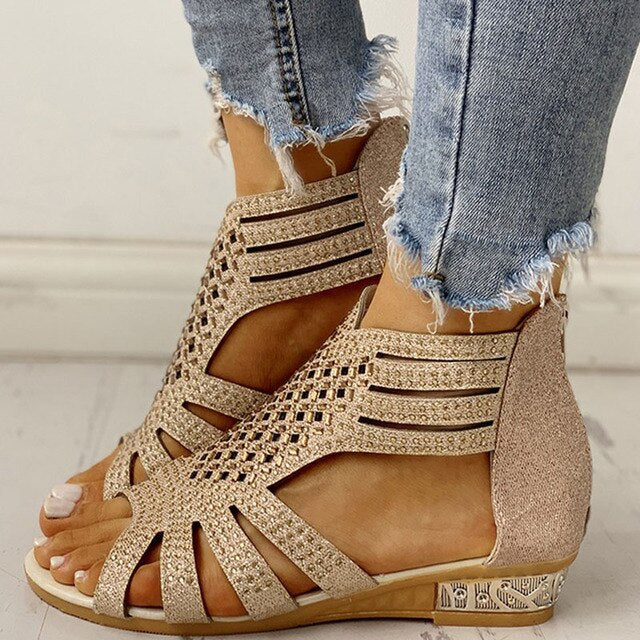 Mune Fashion - Orthopedic sandals with low heel