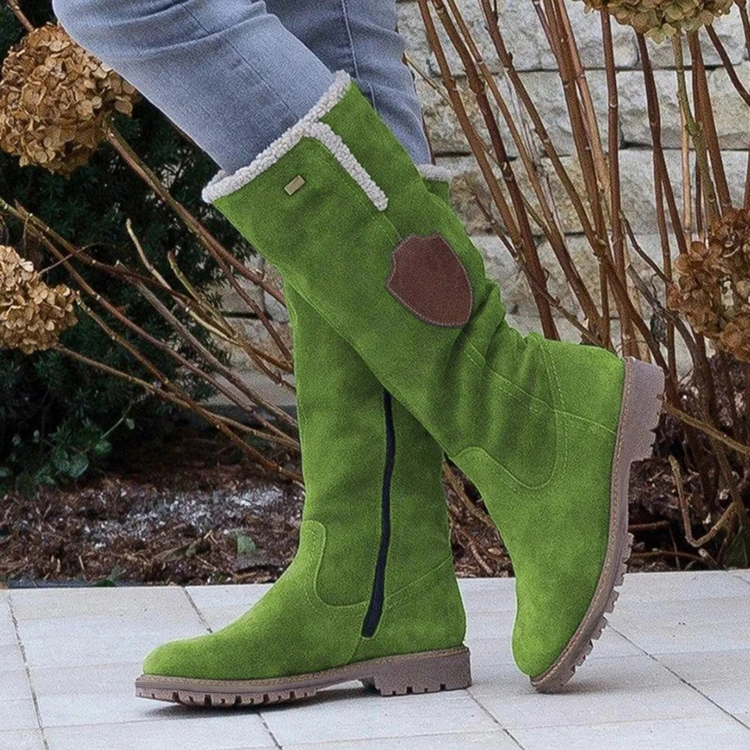 Mune | A Warm Winter Boots for Women