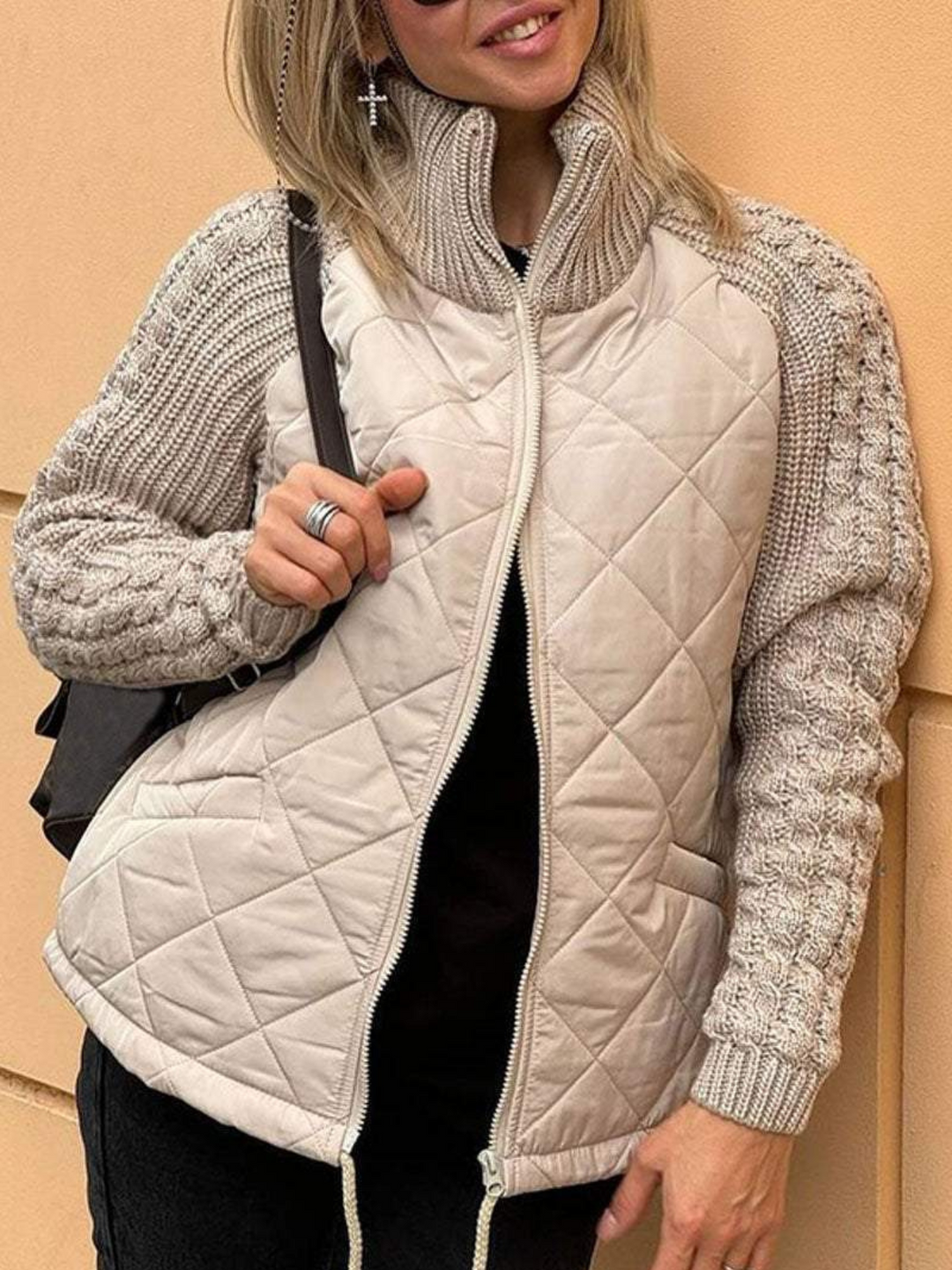 Mune | Women's knitted winter jacket with zipper and quilted front panel