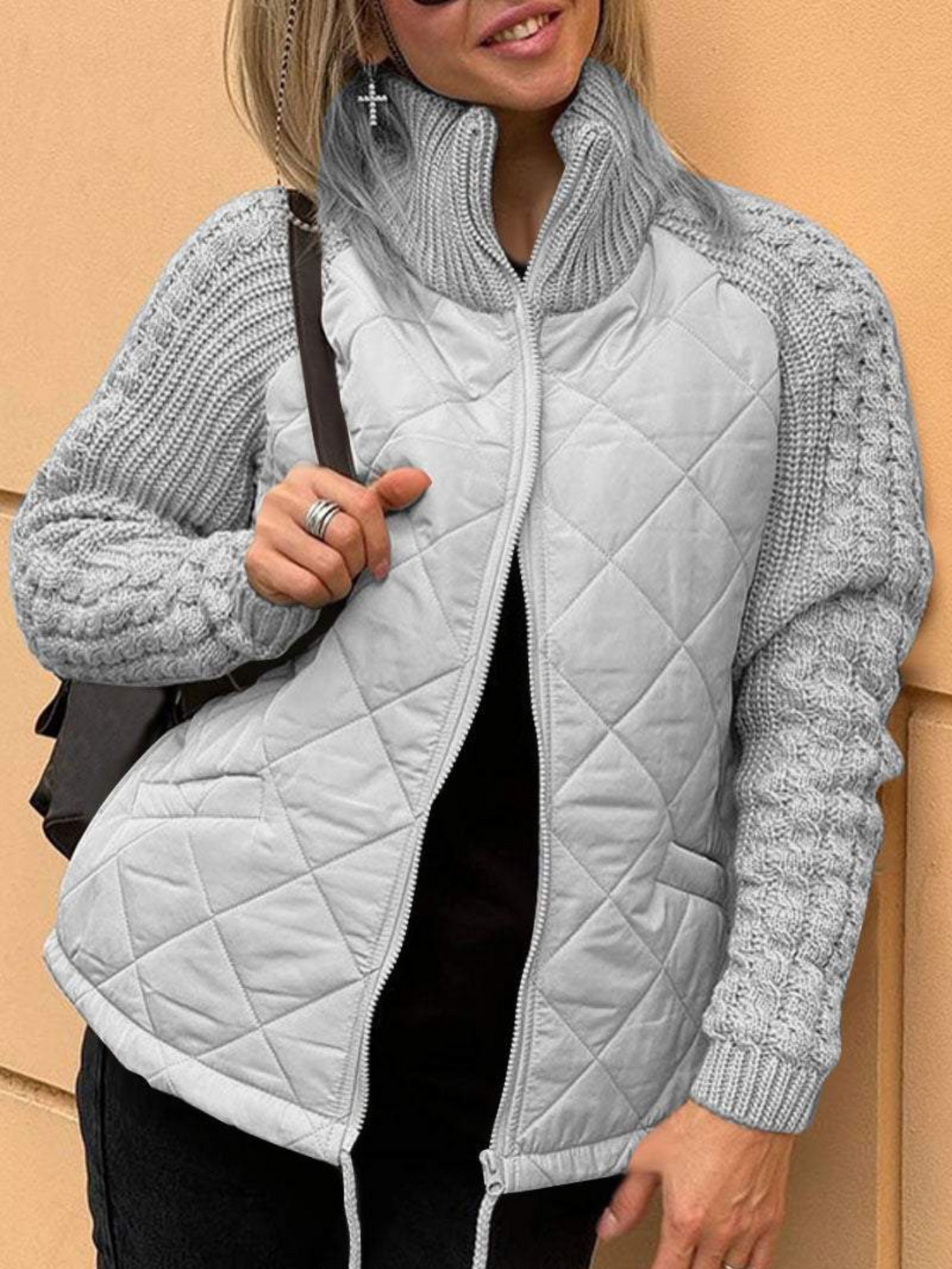 Mune | Women's knitted winter jacket with zipper and quilted front panel