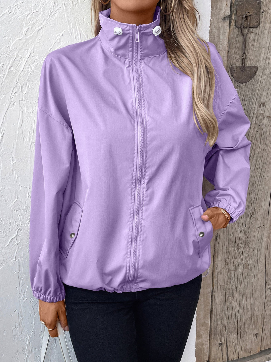 Mune | Women's Waterproof Rain Jacket with Zipper and High Collar