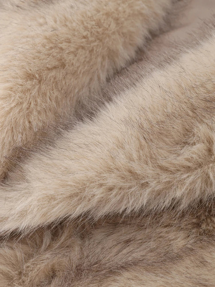 Mune | Elegant Coat with Timeless Design for Women