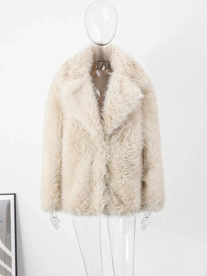 Mune | Elegant Coat with Timeless Design for Women
