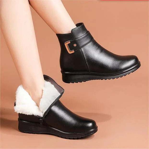 Mune | Orthopedic boots made of genuine leather