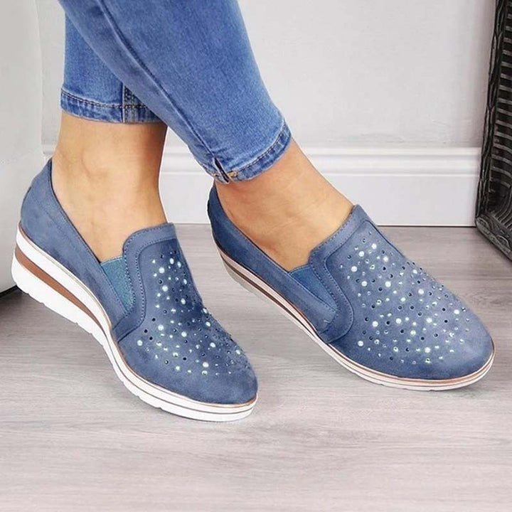 Casual wedge shoes