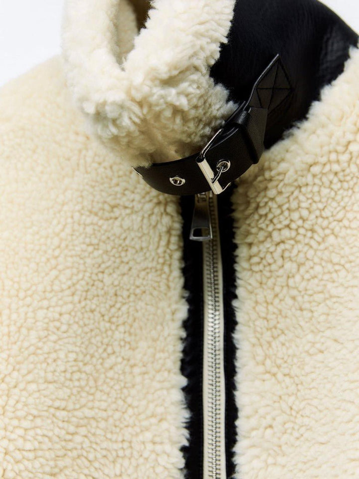 Mune | Women's Elegant Faux Fur Jacket with Long Sleeves and Pockets