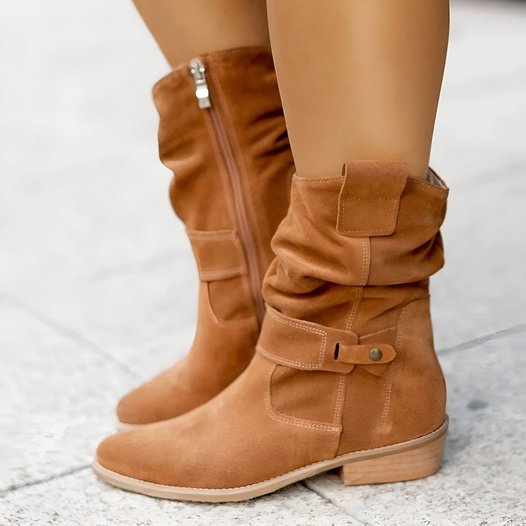 Mune | with soft footbed casual shoes