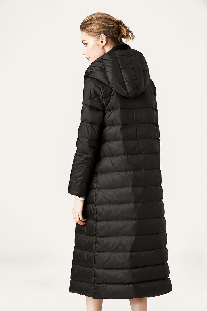 Mune | Women's Long Quilted Puffer Jacket with Buttons and Hood Made of Faux-Fur