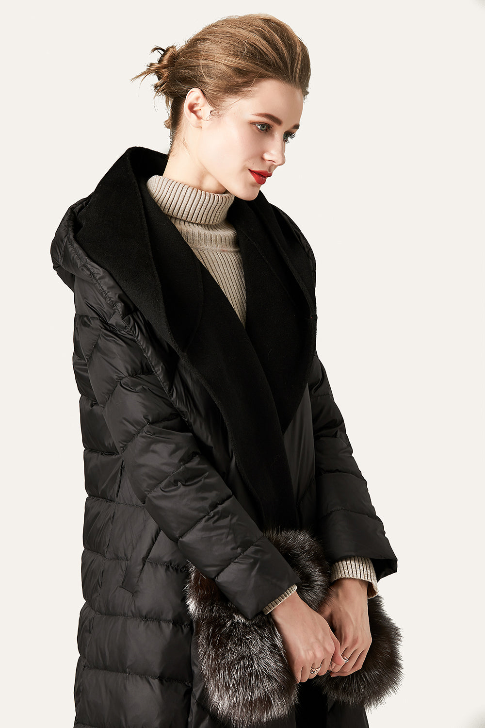 Mune | Women's Long Quilted Puffer Jacket with Buttons and Hood Made of Faux-Fur