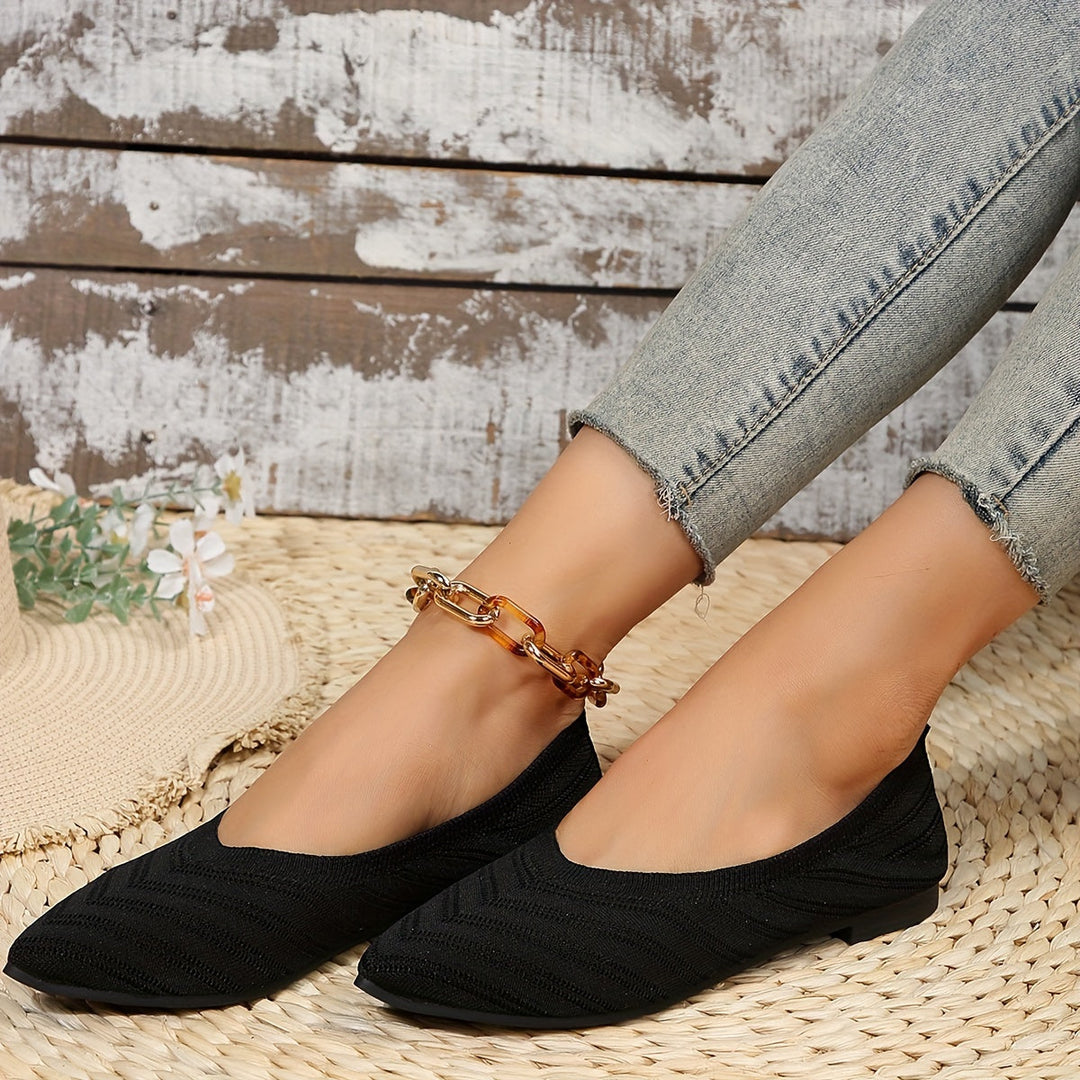 Comfortable flat shoes for women