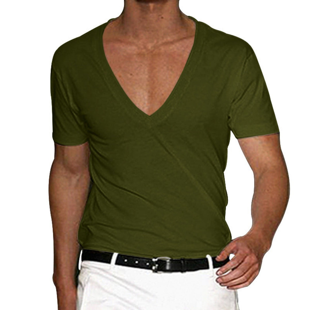 Mune Fashion | Slim Fit T-Shirt with V-Neck