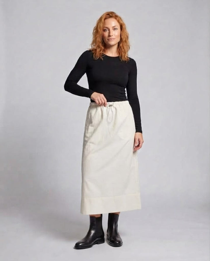 Women's short cut fine knit cardigan with long decorative ribbons Mune Fashion