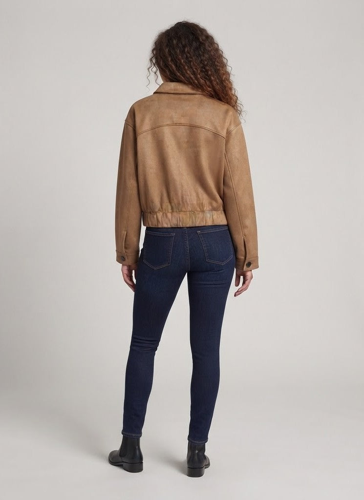 Women's Boxy Cropped Jacket made of Suede-Look with Flap Pockets and Shirt Collar Mune Fashion