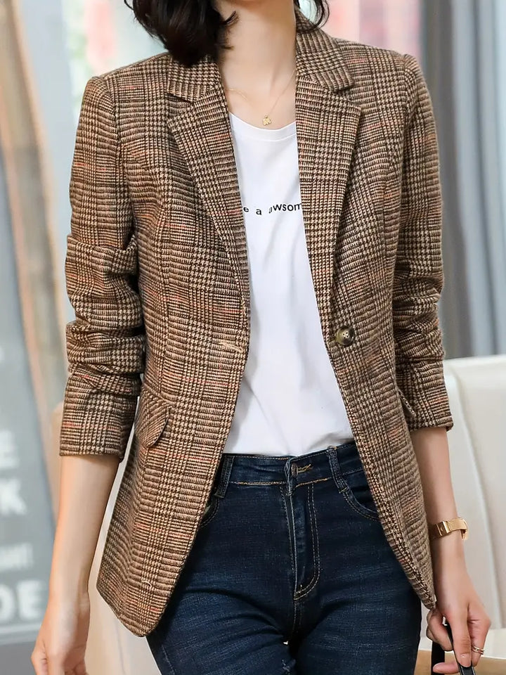 Mune | Checkered Blazer with Lapels and One Button