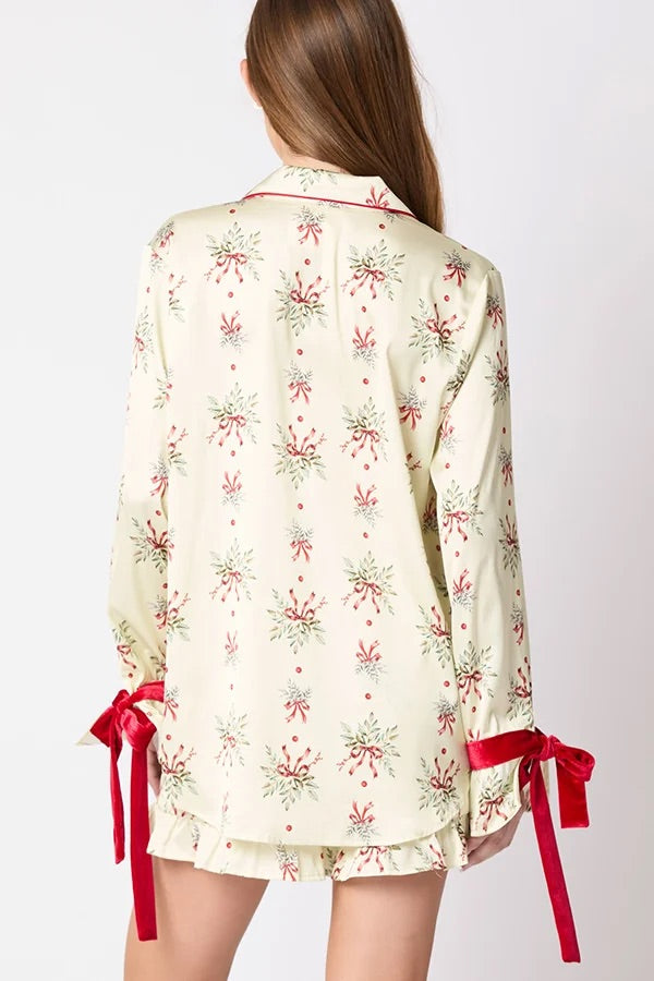 Mune | Christmas Fashion Printed Bow Top and Elastic Waist Ruffle Shorts Set