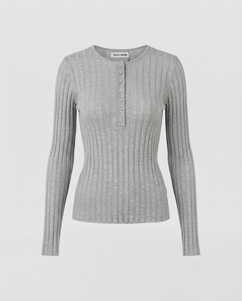 Women's fitted ribbed Henley long sleeve made of fine knit Mune Fashion