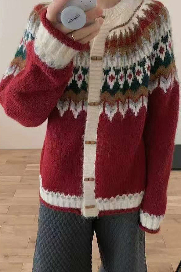 Mune | Round Neck Fair Isle Christmas Horn Button Cardigan