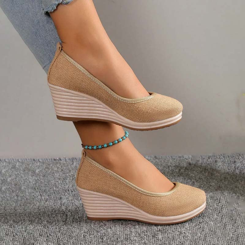 Casual wedge shoes