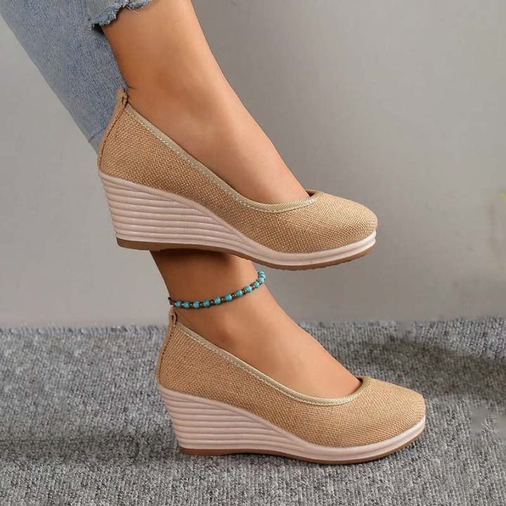 Casual wedge shoes