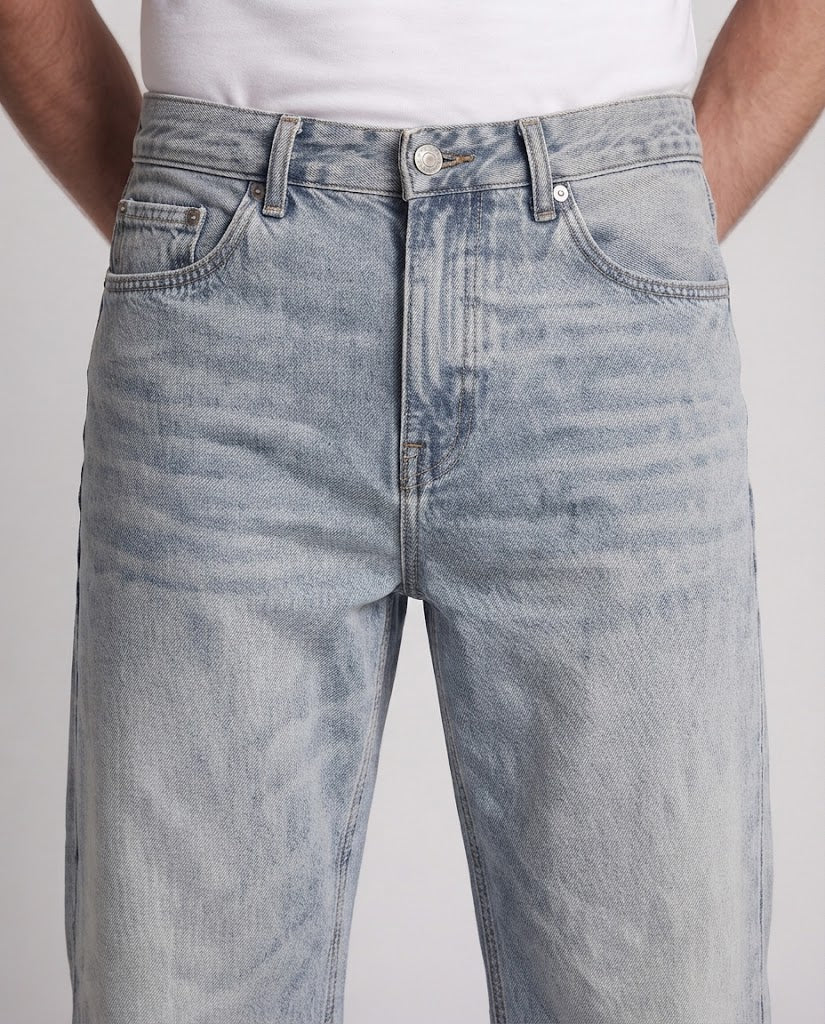 Men's Wide Cut Jeans with High Waist and Vintage Wash Mune Fashion